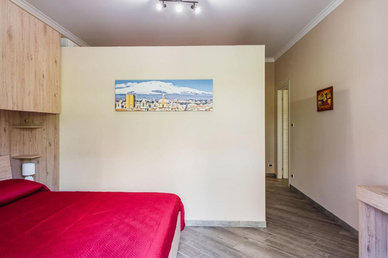 Lemon Tree Apartments By Wonderful Italy Giardini-Naxos Exterior foto